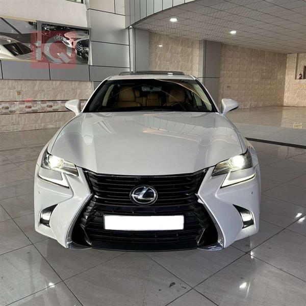 Lexus for sale in Iraq